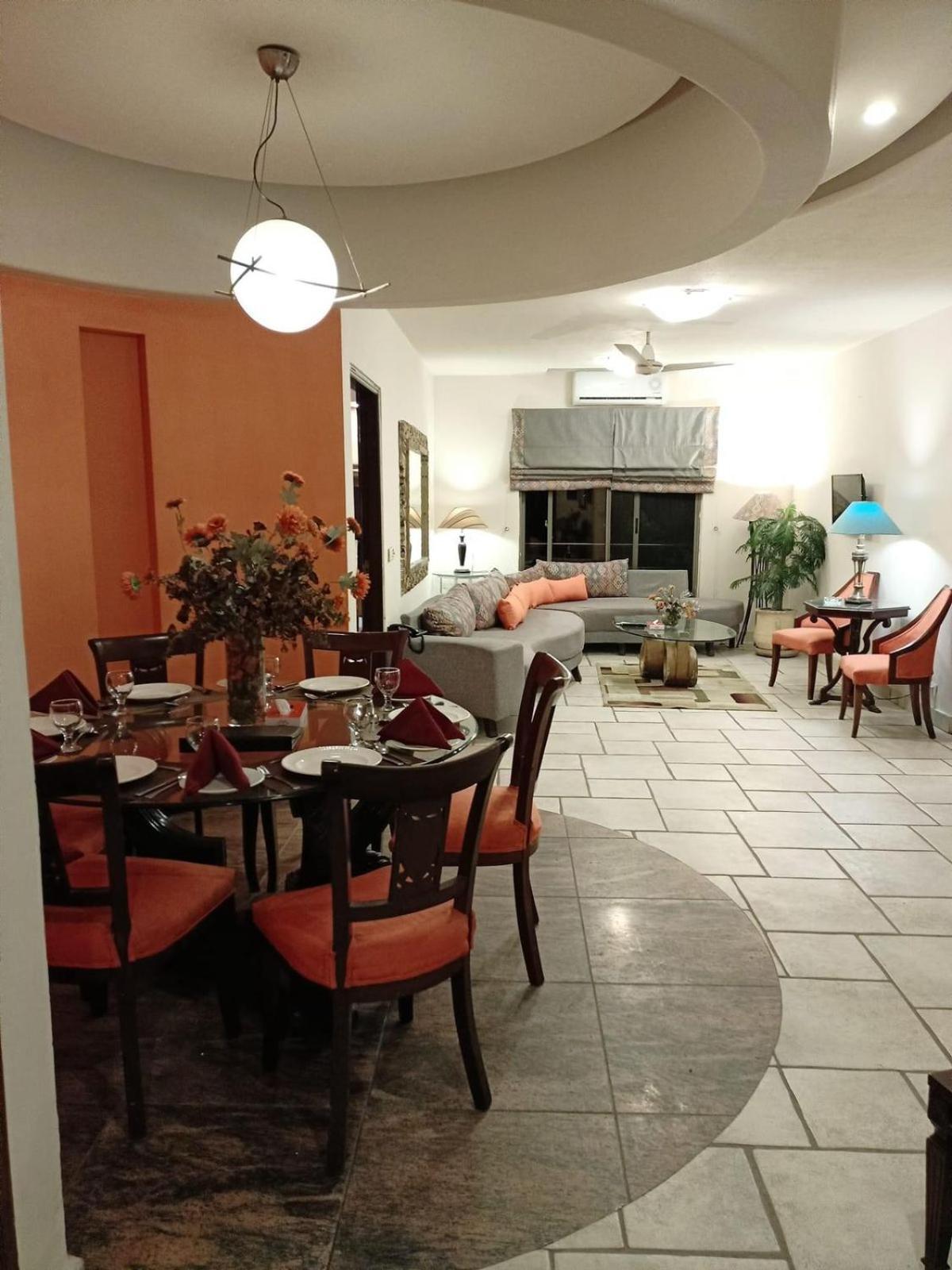 Maisonette Hotel & Apartments Lahore Exterior foto